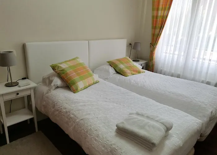 Precioso Piso Entre Playa Y Monte Apartment