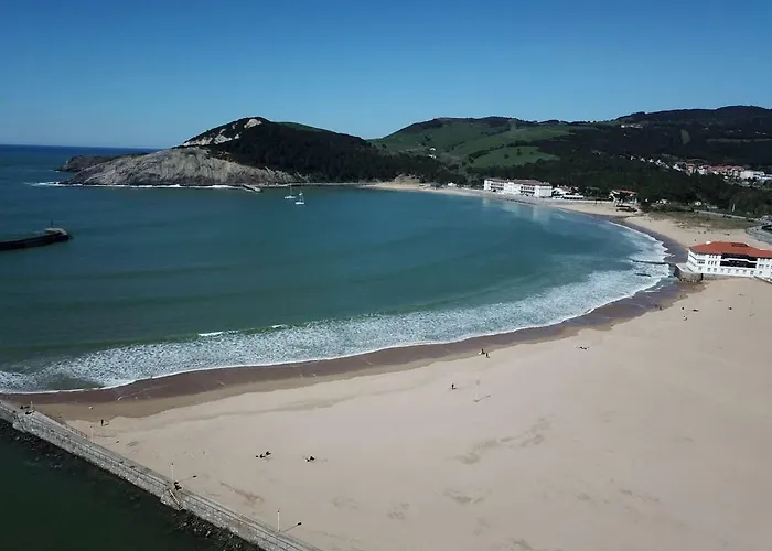 Precioso Piso Entre Playa Y Monte Apartment Gorliz