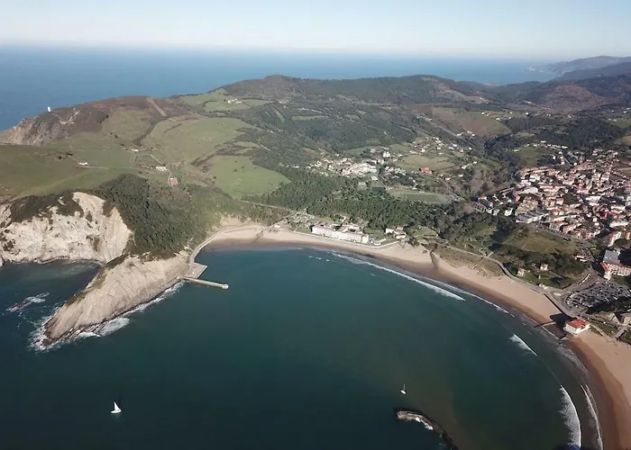 Precioso Piso Entre Playa Y Monte *